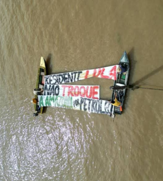 Ambientalistas protestam contra exploração do petróleo em visita de Lula a Belém 
