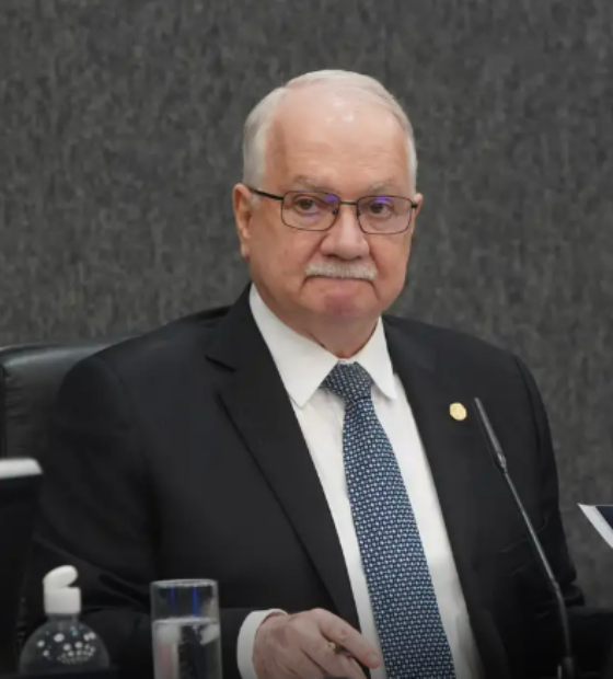 Presidente do STF, Edson Fachin aguarda explicações de ministros para decidir sobre crise