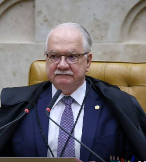 Edson Fachin suspende decisões de André Mendonça e Flávio Dino sobre diretor da PF