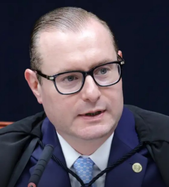 Ministro Cristiano Zanin nega liminar para obrigar Senado a instalar CPI sobre Master