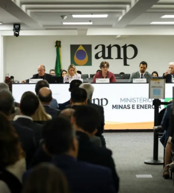 Leilão da ANP arrecada R$ 3 bilhões com a venda de 49 blocos