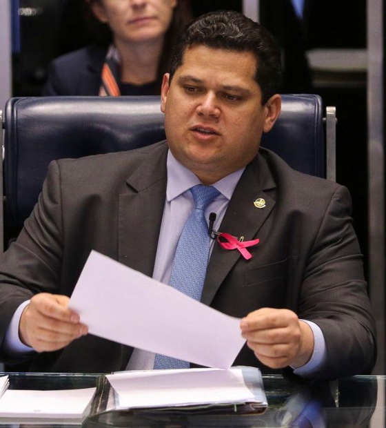 Senado prevê votação de PEC que pode acabar com escala 6x1 nesta quarta-feira, 14