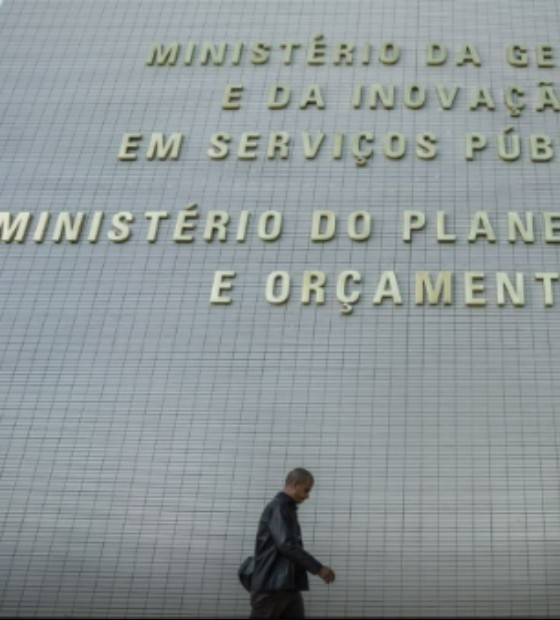 Efeitos da gastança: Governo Federal pretende realocar 20 bilhões de reais no Orçamento de 2027